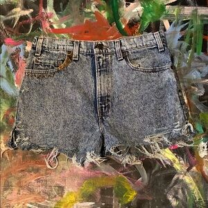 Levi Frayed acid wash women Shorts